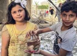 رسالة أطفال غزة للعالم:  أنقذنا السمكة، ورح ننقذ العصافير رغم أن ما يحدث ليس عدلاً!  سامية عرموش