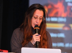 التايتل في المجتمعات العربية: قناع أم قيمة؟