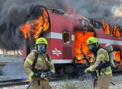 تدريبات مشتركة بين سلطة الإطفاء وشركة قطار إسرائيل في حيفا لمحاكاة حرائق