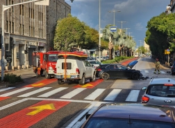 حادث سير بين مركبتين في جادة العتصمؤوت بحيفا