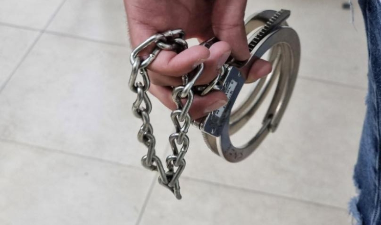 حيفا: اعتقال 5 أفراد من عائلة واحدة بتهمة الاعتداء على الشرطة