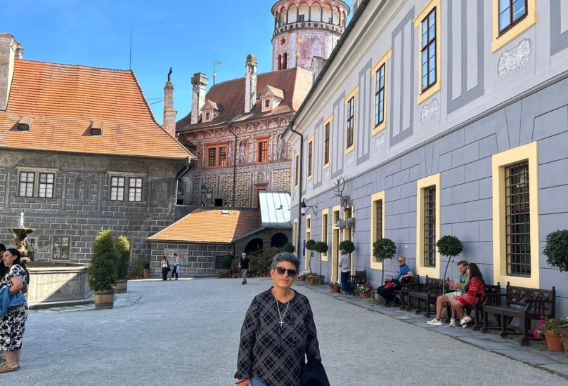 الكاتبة رانية مرجية