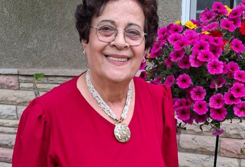 السيدة نائلة لبس