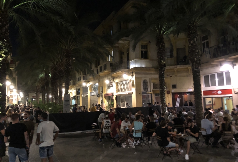 ما احلى السهر في البلدة التحتى!
