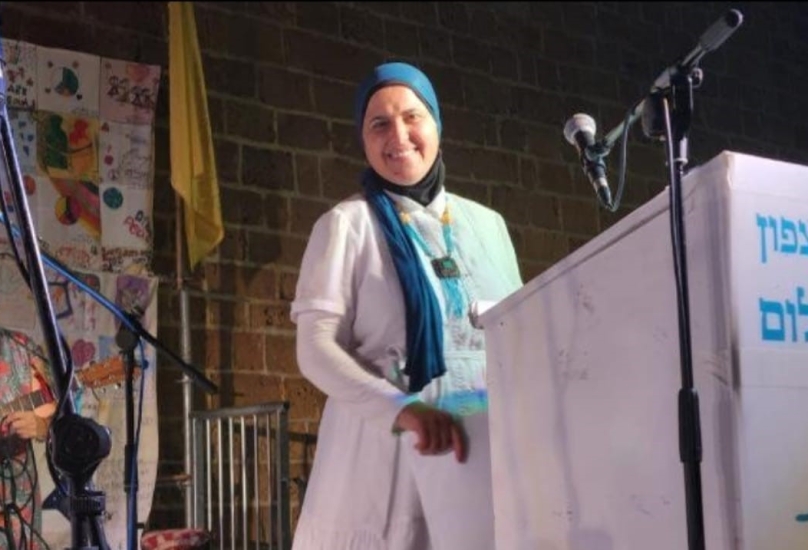 السيرة الذاتية للفنانة التشكيلية والناشطة الاجتماعية كفاية عيايطي