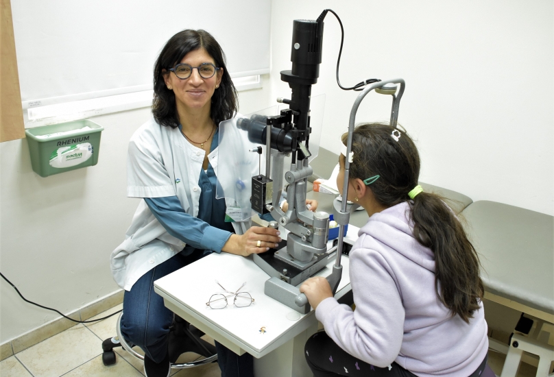 مستشفى الكرمل في حيفا يتصدر أبحاث العيون